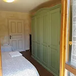 Casa Del Cirillo